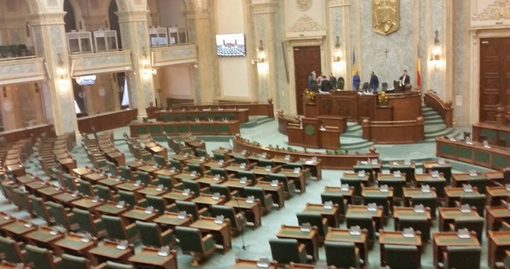 senat1